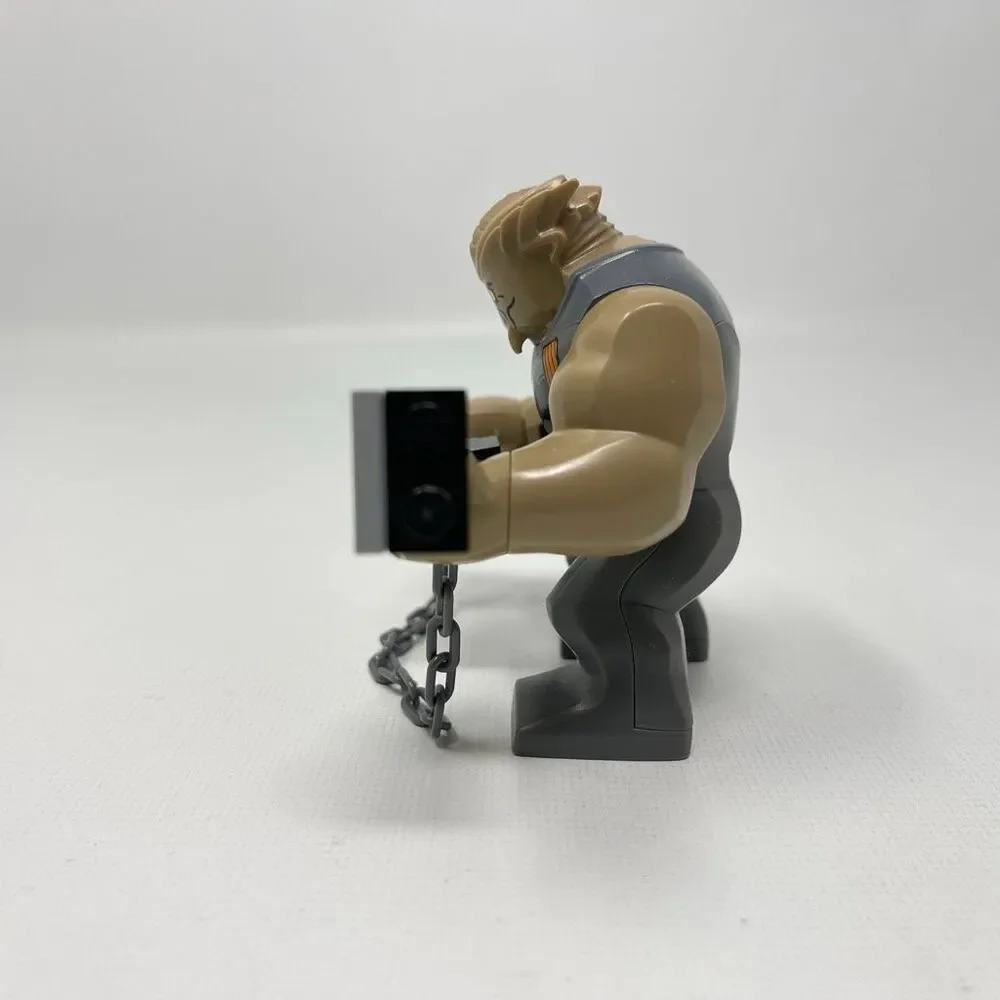 LEGO Cull Obsidian Minifigure Bigfig Sanctum Sanctorum 76108 With Accessory